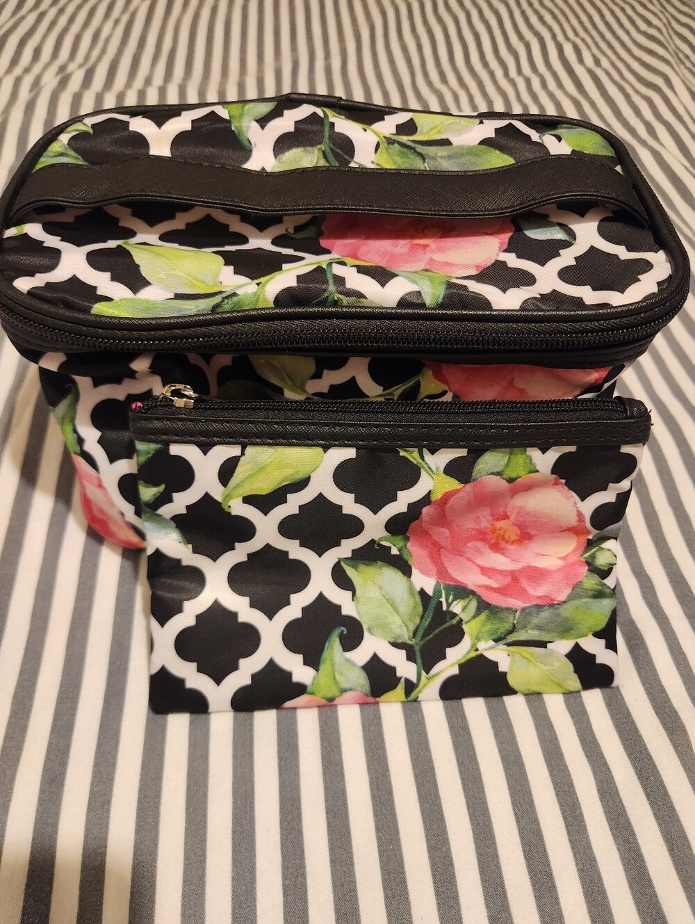 Floral Black & White Cosmetic Bag Set with Pink Roses